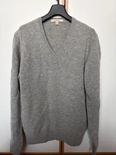 【美品】UNIQLO ラムウール Vネックセーター M グレー