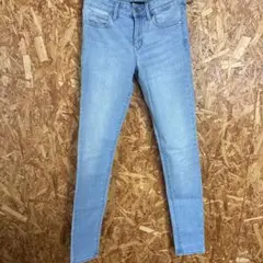 UNIQLO JEANS スキニーデニム ライトブルー