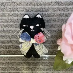 ミナペルホネン ハンドメイド ぬいぐるみチャーム キーホルダー 黒猫