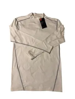 アンダーアーマー 長袖インナーシャツ XL 新品未使用