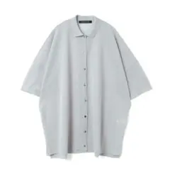 今期販売中のmizuiro ind ワイドニットシャツ ライトグレー