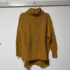 SM2 マスタードタートルネックニット