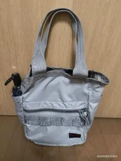 Item thumbnail for item 5601a5ea-87ad-4d4a-a607-c75ded1618d2