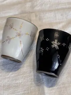 桜柄湯飲み 白黒2個セット