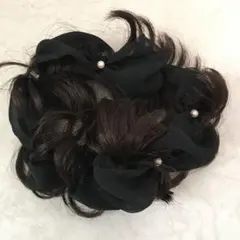 ウィッグ　バレッタ、リボンパール付き