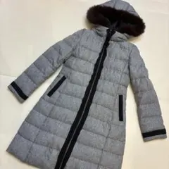 【季節外れセール】外側美品　36 ランバンオンブルー　グレー　ダウンのサムネイル