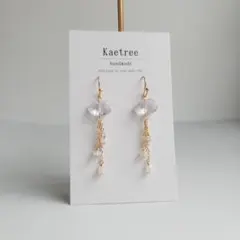 天然石ラベンダーアメジストとオパール　雲のゆらふわピアスNo.158