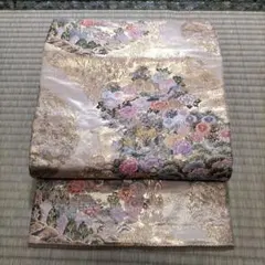 華やかな花柄の袋帯