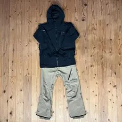 【極美品】23-24 Burton [ak] Cyclic 上下セット XL