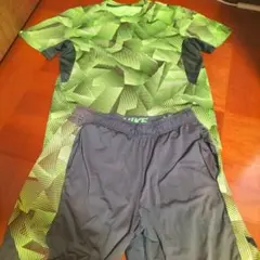 上下セット　NIKE ナイキ　ドライフィット　Lサイズ　スポーツウェア