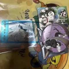 鬼滅の刃　ジャンプショップ　メタリック缶バッジ 栗花落カナヲ&クリカ　伊之助