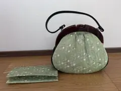 Item thumbnail for item 0979e064-794d-416e-a58e-55c578db21b7