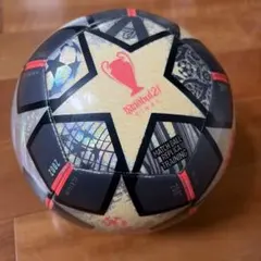 adidas 公式試合球 キャプテン翼モデル サッカーボール5号球① - メルカリ