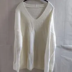 大きいサイズホワイト Vネック リブ編み 長袖セーター