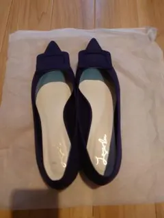 Launa lea バックルポインテッドトゥパンプス　ネイビー 24.0cm