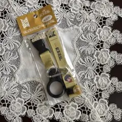 TinyTAN 紅茶花伝 ペットボトルホルダー付ネックストラップのサムネイル