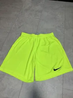 Nike Dri-FIT 蛍光イエロー ショートパンツ L