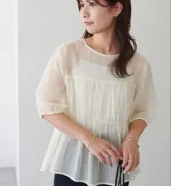 Discoat ディスコート シアーギャザー5分袖ブラウス アイボリー