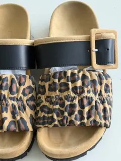 2025年最新】PIERRE HARDY サンダル・ミュールの人気アイテム - メルカリ