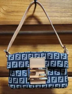 美品　FENDI　フェンディ　マンマバケット　ズッキーノ　ミニハンドバッグ