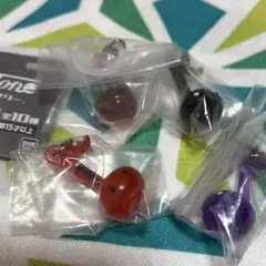 オタマトーン　ガチャ　めじるしアクセサリー　ピンク レッド パープル ブラック