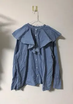 アースミュージックアンドエコロジー　デニムフリル襟ブラウス　インディゴ