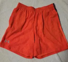 Under Armour オレンジ ショートパンツ