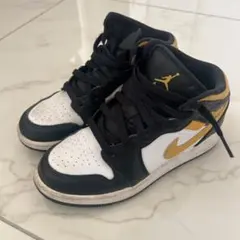 Air Jordan NIKEキッズ スニーカー ブラック/ゴールド23.0