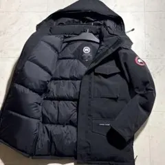 CANADAGOOSE カナダグース カムループス M 黒 ダウンジャケットのサムネイル