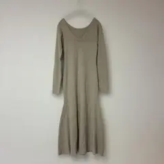 ベージュ ニット ロングワンピース 長袖 Vネック