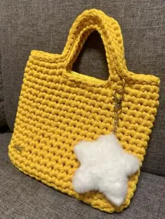 黄色の編み込みグラニーバッグ