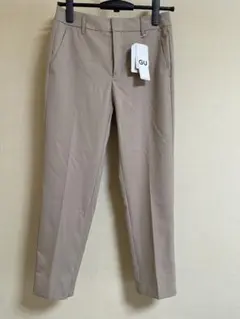【新品未使用】GU テーパードアンクルパンツ Sサイズ