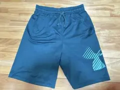 UNDER ARMOR ダークグリーンバスパン