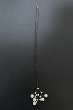 ネックレス　アンティーク風　ペンダント　パール