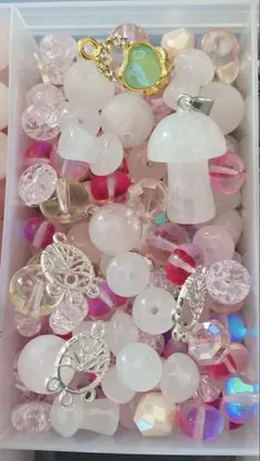 ビーズセット 多様な形と色