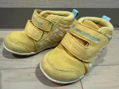 new balance イエロー スニーカー12.0㎝