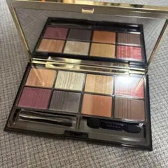 Item thumbnail for item 30a4a167-10c1-473d-82c6-c7bc8f1ef7ef