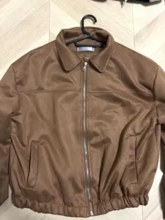 ブルゾン　茶色　春