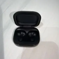 ジャンク　JBL Live Beam 3 充電ケース