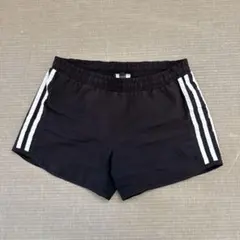 adidas ブラック　ショートパンツ　150cm