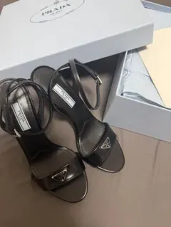 週末限定SALE‼️PRADA トングサンダル ブラック - メルカリ