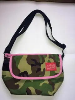 Item thumbnail for item 18822f5f-7fdf-46ba-904f-1f9b5e65689f