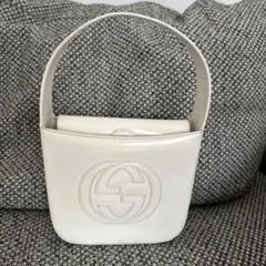 Item thumbnail for item 58384e5b-a06a-4562-9ce7-f30dc4cb51e6