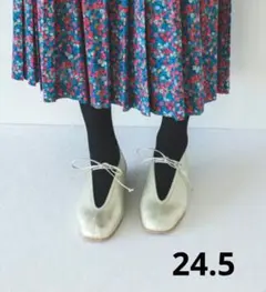 美品　SUI スイ　レースアップシューズ　シルバー　24.5　北欧暮らしの道具店