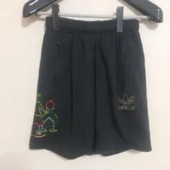 adidas×Disney コラボ ハーフパンツ ショートパンツ S