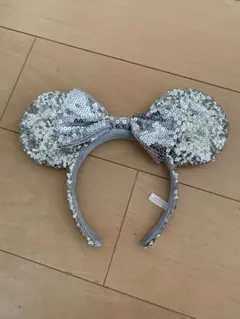 シルバー スパンコール ミニー キラキラ カチューシャ