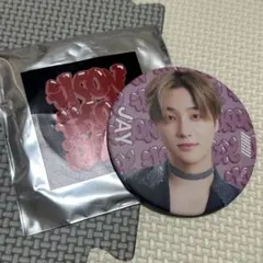 iKON グッズ　JAY 缶バッジ