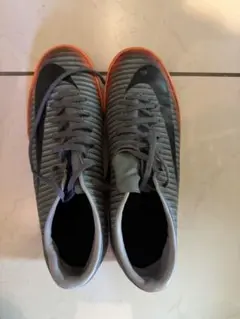 【定価8,000円】Nike サッカーシューズ グレー/オレンジ CR7
