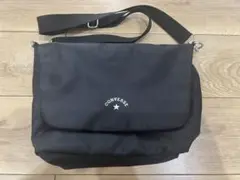 CONVERSE ブラックショルダーバッグ
