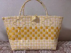 黄色と白のストライプ かごバッグ